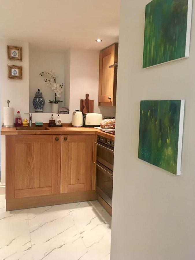 Beautiful 1Br Apartment In Historic St Aubin House المظهر الخارجي الصورة