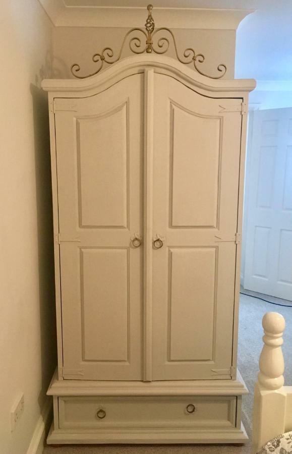 Beautiful 1Br Apartment In Historic St Aubin House المظهر الخارجي الصورة