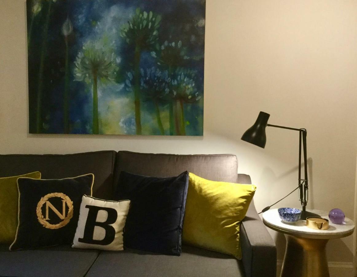 Beautiful 1Br Apartment In Historic St Aubin House المظهر الخارجي الصورة